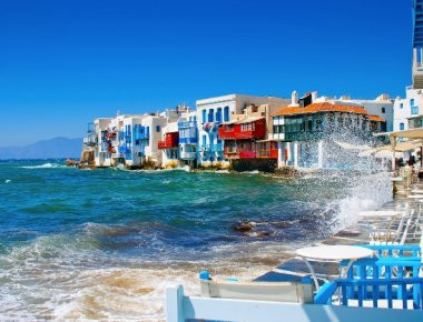 Ως τη Μύκονο έφτασαν για δεύτερη φορά τους τελευταίους μήνες οι μετανάστες
